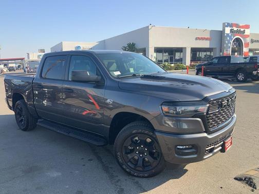 Granite Crystal Metallic Clearcoat 2026 RAM 1500 Express