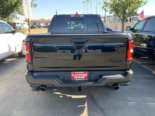 2026 RAM 1500 Warlock Crew Cab 4x4 5'7' Box