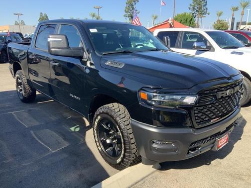 2026 RAM 1500 Warlock Crew Cab 4x4 5'7' Box