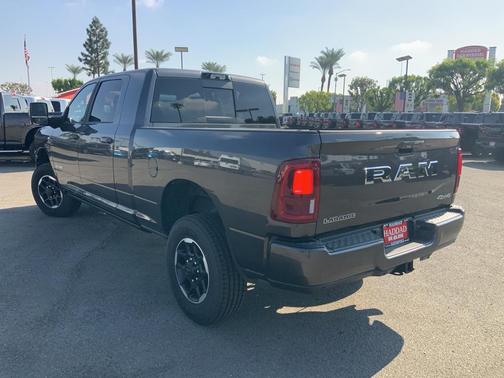 2025 RAM 2500 Laramie Crew Cab 4x4 6'4' Box