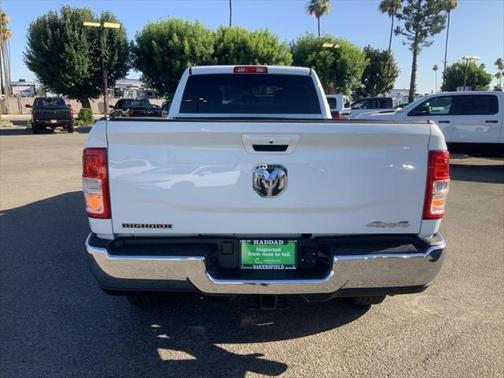 2022 RAM 2500 Big Horn Crew Cab 4x4 8' Box
