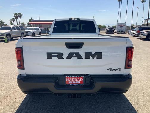 Bright White Clearcoat 2026 RAM 3500 Tradesman Crew Cab 4x4 8' Box