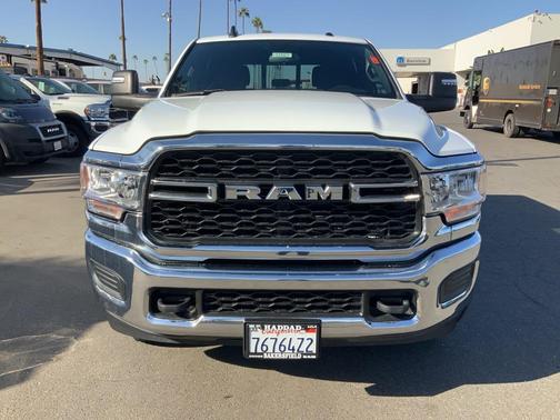 2024 RAM 3500 Tradesman Crew Cab 4x4 8' Box