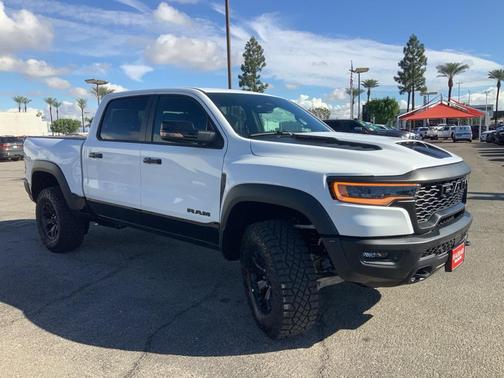 2026 RAM 1500 RHO Crew Cab 4x4 5'7' Box