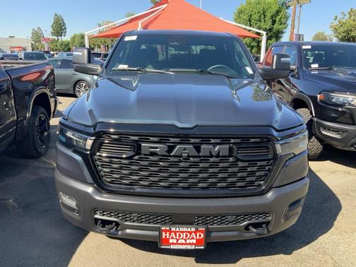 2026 RAM 1500 Warlock Crew Cab 4x4 5'7' Box