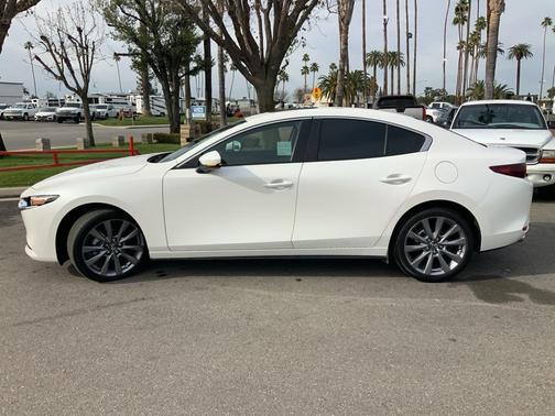 2024 Mazda Mazda3 FWD w/Preferred Package