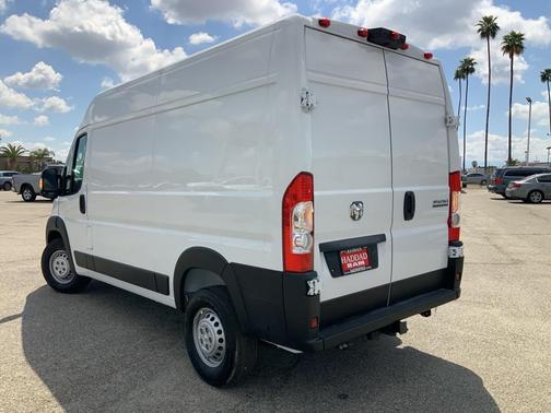 2025 RAM ProMaster 1500 Base