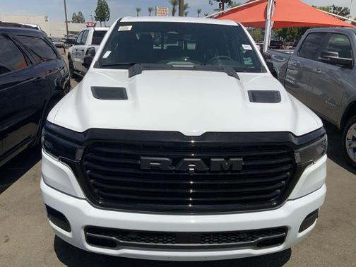 Bright White Clearcoat 2026 RAM 1500 Laramie