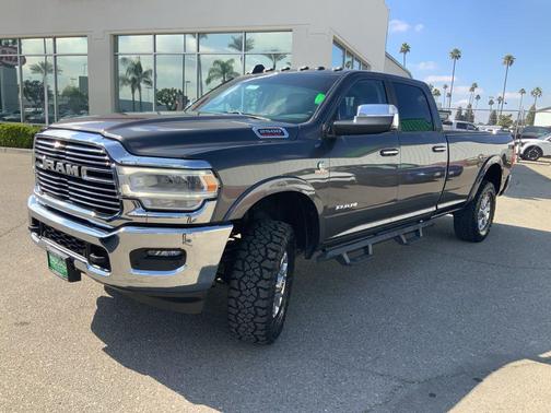 2022 RAM 2500 Laramie Crew Cab 4x4 8' Box