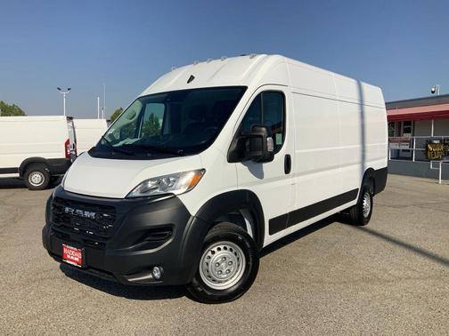 Bright White Clearcoat 2026 RAM ProMaster 3500 High Roof