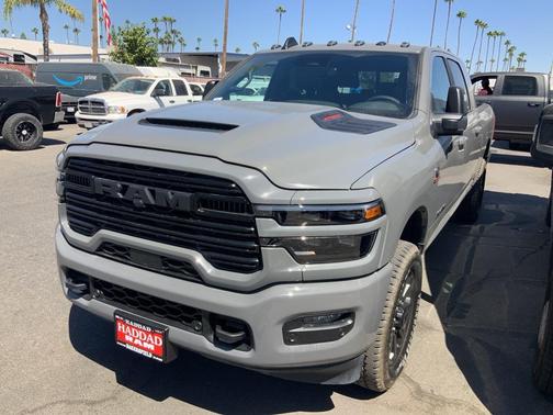 2025 RAM 2500 Laramie Crew Cab 4x4 6'4' Box