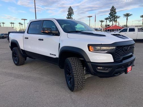 2026 RAM 1500 RHO Crew Cab 4x4 5'7' Box