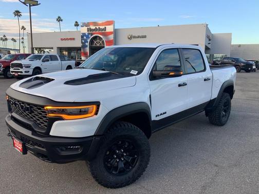 2026 RAM 1500 RHO Crew Cab 4x4 5'7' Box