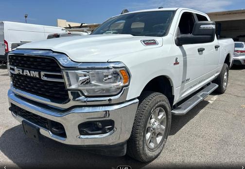 Bright White Clearcoat 2024 RAM 2500 Big Horn Crew Cab 4x4 6'4' Box