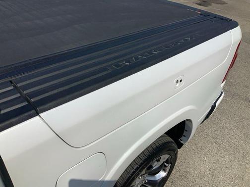 Ivory White Tri-Coat Pearlcoat 2023 RAM 1500 Longhorn