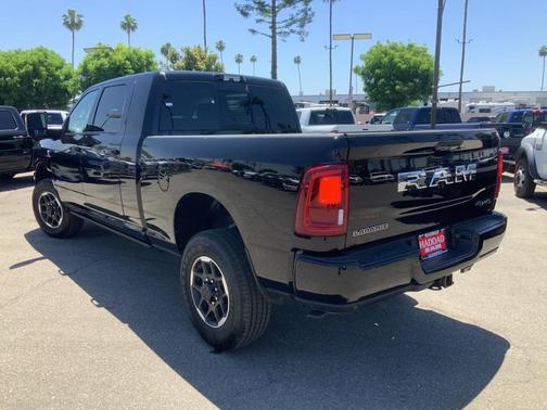 2025 RAM 2500 Laramie Crew Cab 4x4 6'4' Box