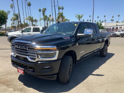 2025 RAM 2500 Laramie Crew Cab 4x4 6'4' Box