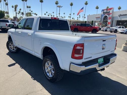 Bright White Clearcoat 2020 RAM 2500 Laramie Crew Cab 4x4 6'4' Box