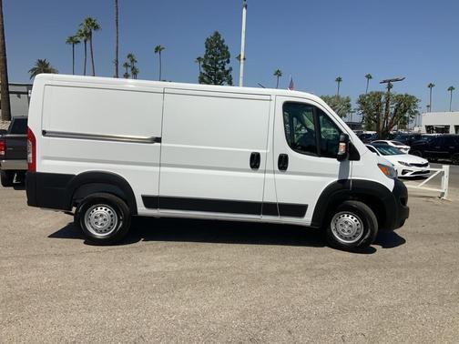 2025 RAM ProMaster 1500 Low Roof