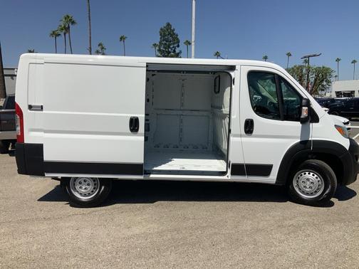 2025 RAM ProMaster 1500 Low Roof