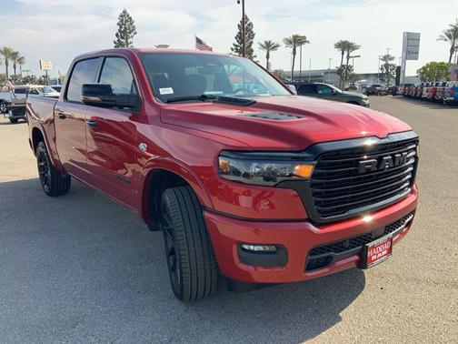 Molten Red Pearlcoat 2026 RAM 1500 Laramie