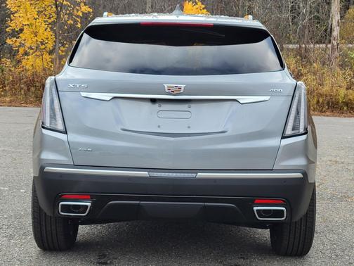 2025 Cadillac XT5 Sport