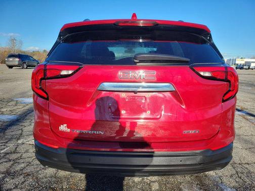 2021 GMC Terrain SLE