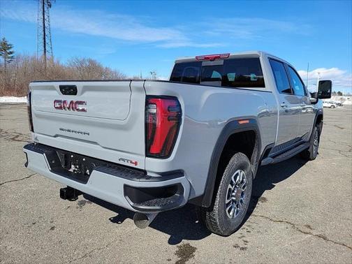 2025 GMC Sierra 2500 AT4