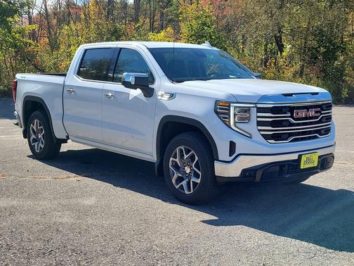 Glacier White Tricoat 2026 GMC Sierra 1500 SLT