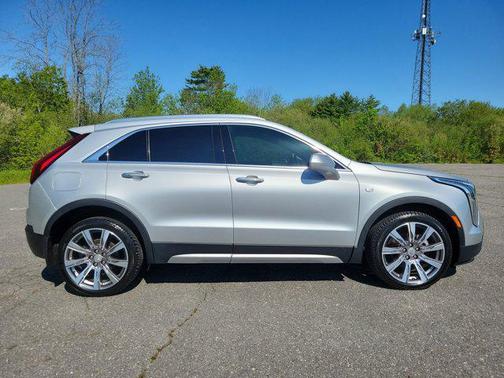 2019 Cadillac XT4 Premium Luxury