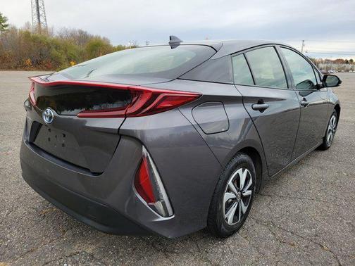 2018 Toyota Prius Prime Plus