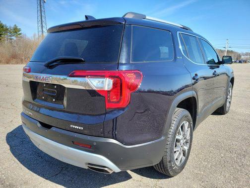 2022 GMC Acadia AWD SLE