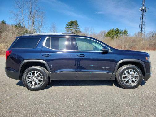 2022 GMC Acadia AWD SLE