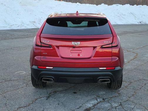 2023 Cadillac XT4 Luxury