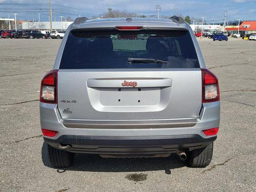 Billet Silver Metallic Clearcoat 2016 Jeep Compass 75th Anniversary
