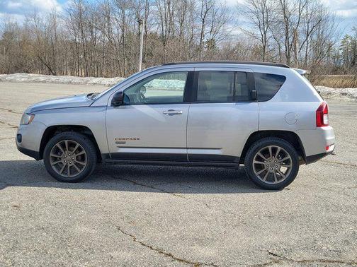 Billet Silver Metallic Clearcoat 2016 Jeep Compass 75th Anniversary