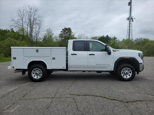 2025 GMC Sierra 3500 Base
