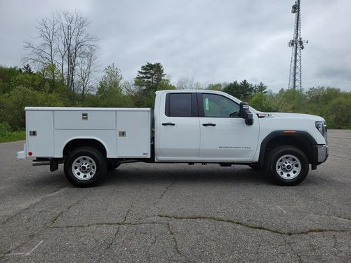 2025 GMC Sierra 3500 Base