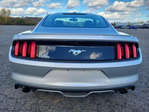 2015 Ford Mustang EcoBoost Premium