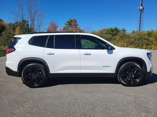 2026 GMC Acadia AWD Elevation