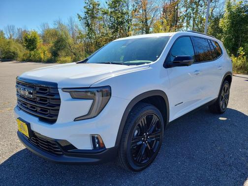 2026 GMC Acadia AWD Elevation