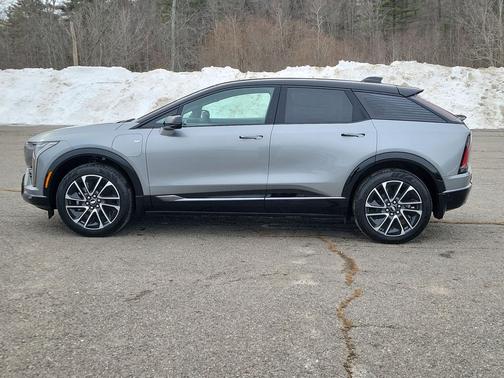 2026 Cadillac OPTIQ Premium Sport