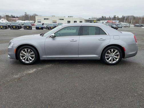 2016 Chrysler 300 S