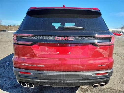 2025 GMC Acadia AWD AT4