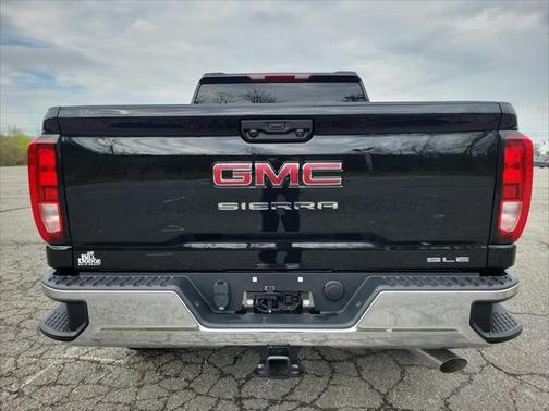 2025 GMC Sierra 2500 SLE
