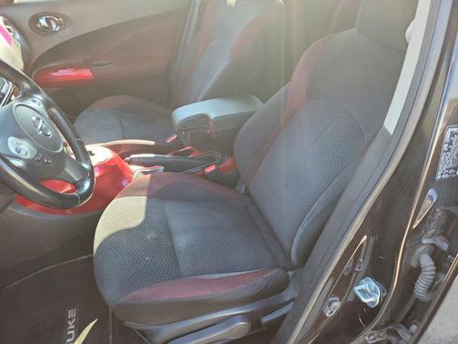 Bordeaux Black 2015 Nissan Juke SV