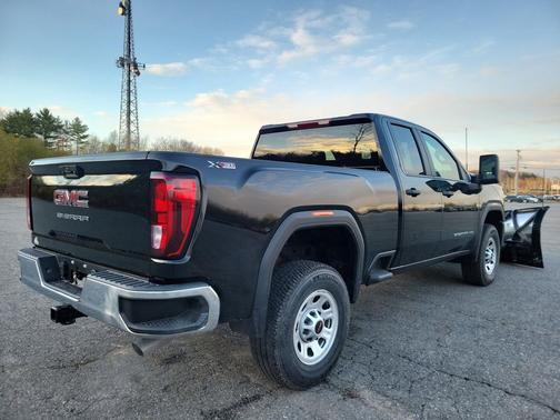 2026 GMC Sierra 2500 Base
