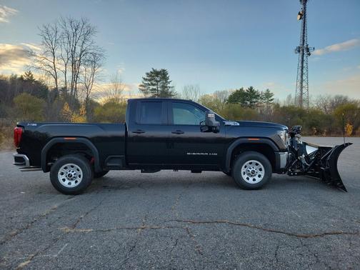 2026 GMC Sierra 2500 Base