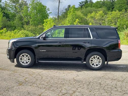 Onyx Black 2019 GMC Yukon SLT