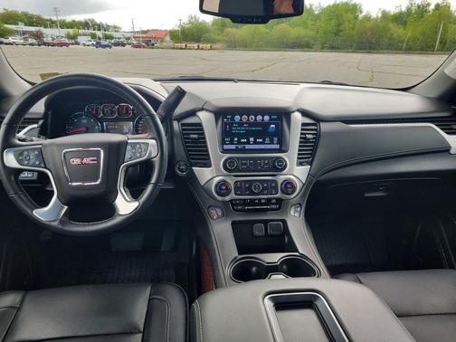 Onyx Black 2019 GMC Yukon SLT